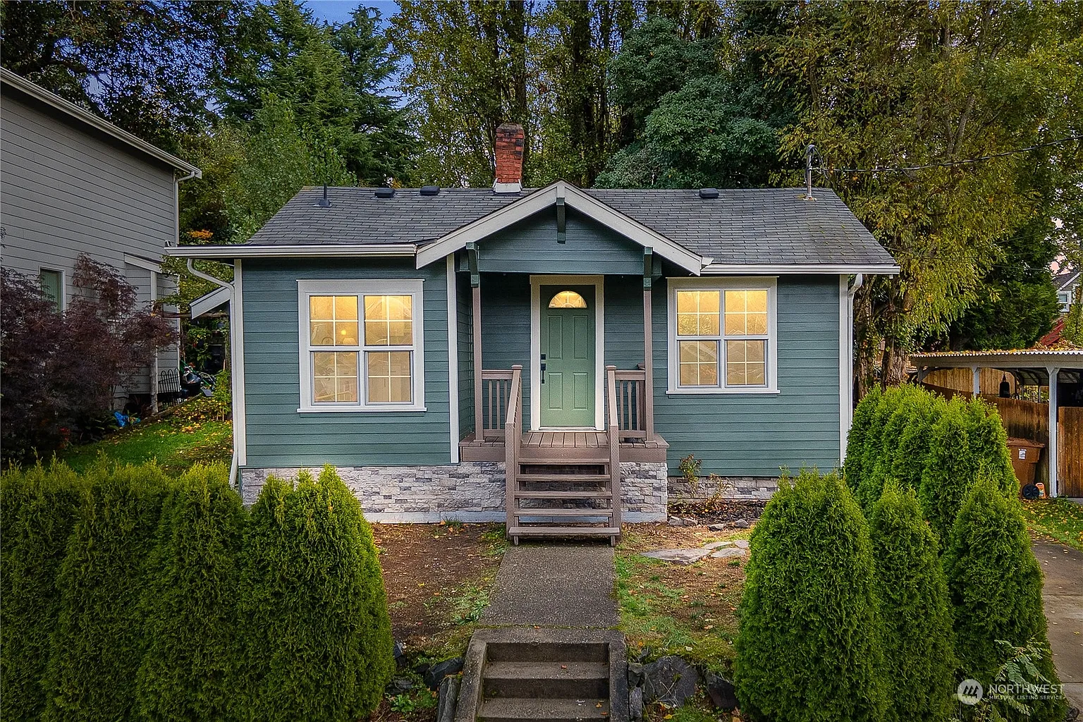 3003 S Proctor Street photo 1