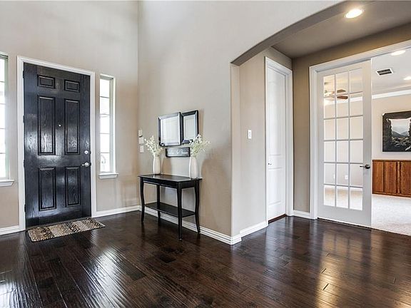 3rd image of 372 Marble Creek Ct