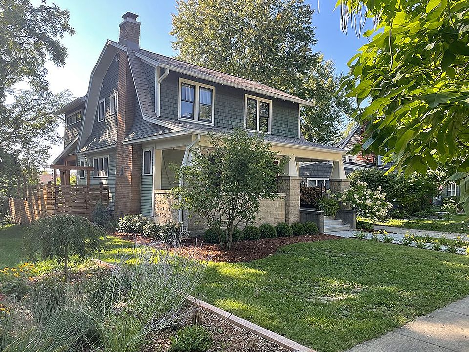 2nd image of 306 Burwood Ave