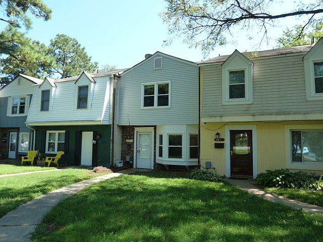 Center Townhouse