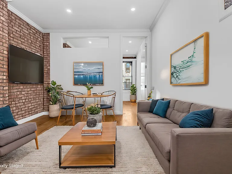 829 9th Ave #4C — Photo 1