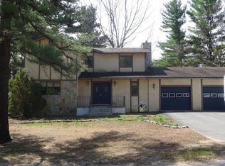 4 Black Bear Path, Morrisonville, NY 12962