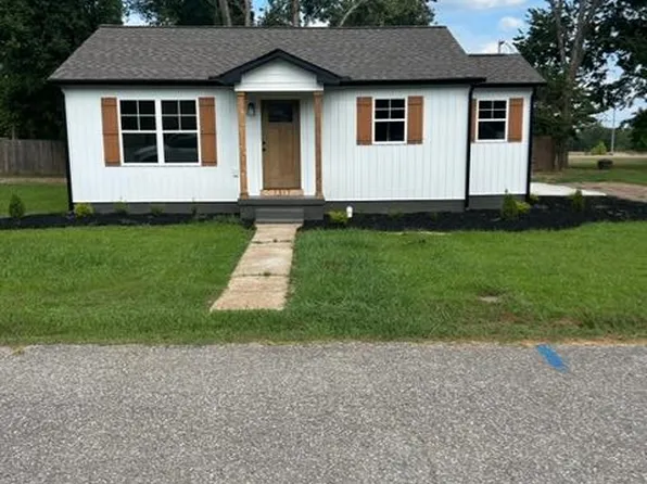 1317 McFadden St, Paris, TN 38242