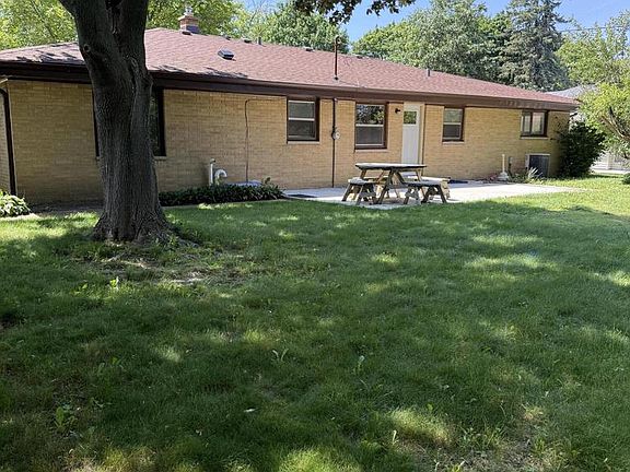 2nd image of 8414 S Verdev DRIVE