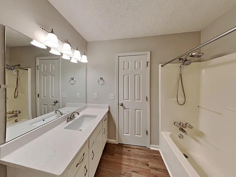 3718 Cherokee Overlook Dr — Photo 8
