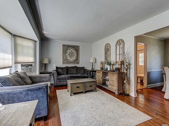 3rd image of 337 Charles Ave
