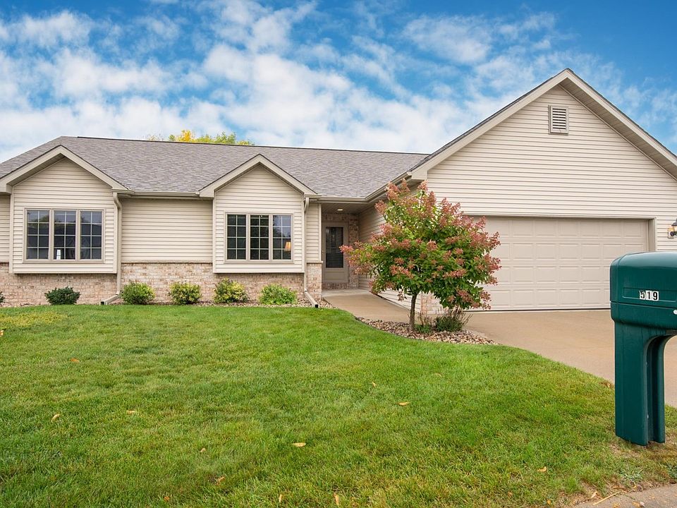 1st image of 519 Wayfarer Ct #28