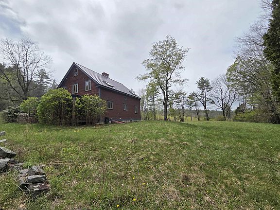 4th image of 188 Goose Pond Road