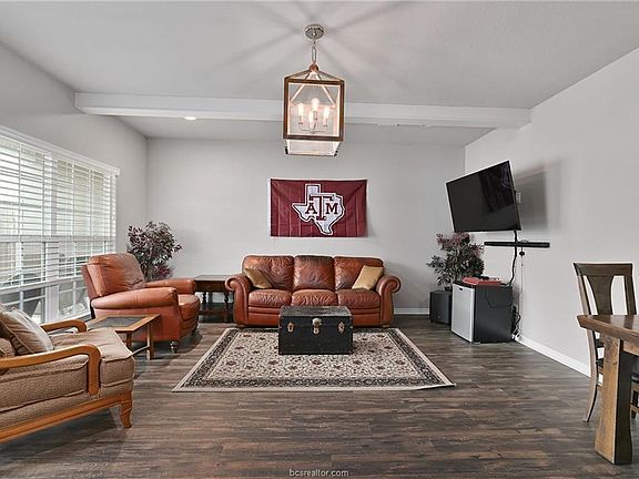 2nd image of 3312 Papa Bear Dr