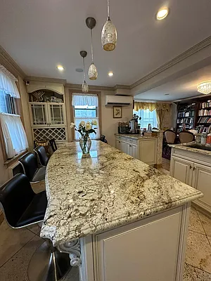 Rented by Amorelli Realty | media 23