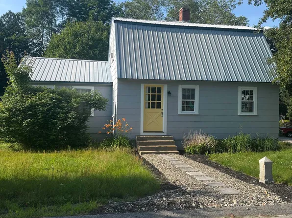 23 Holton Park Road, Lancaster, NH 03584