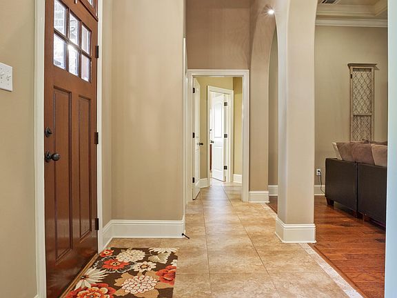 5th image of 12966 Woodland Cir