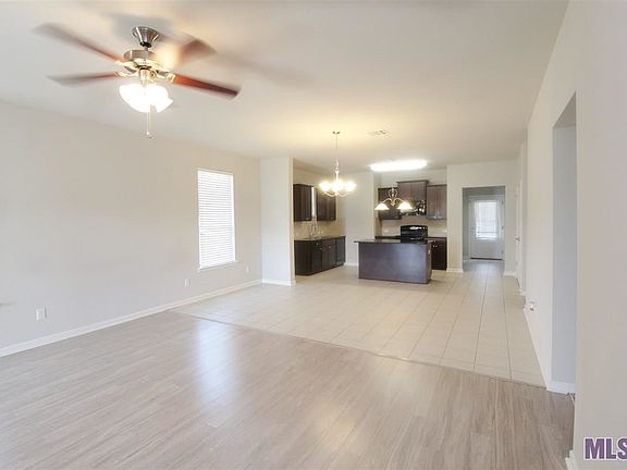 5th image of 13216 Hazlewood Dr