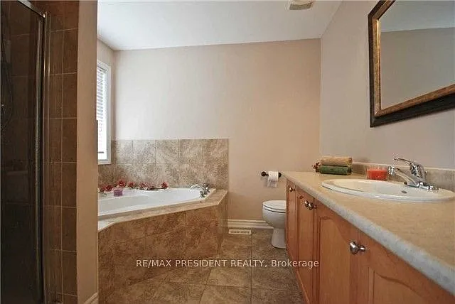 1091 McCuaig Dr — Photo 18
