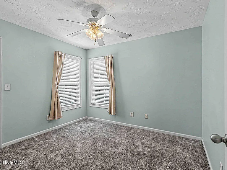 301 Old Dam Rd — Photo 34