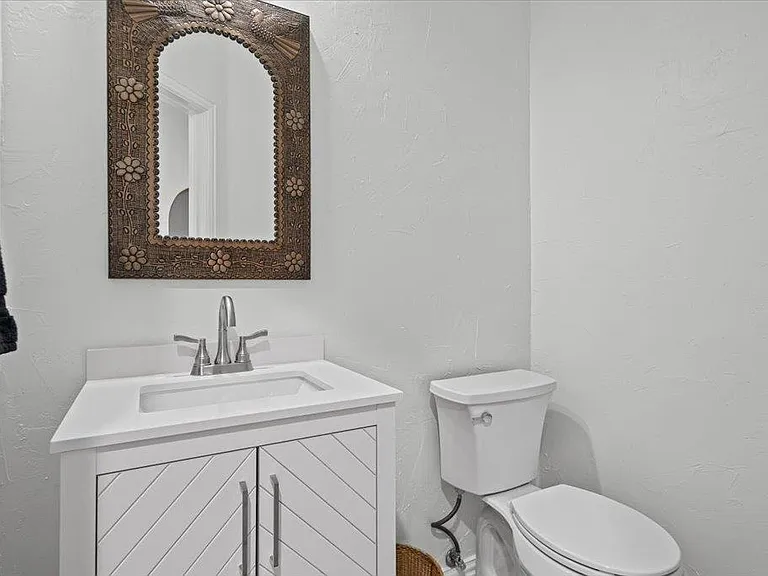 37 Pillow Rd — Photo 15