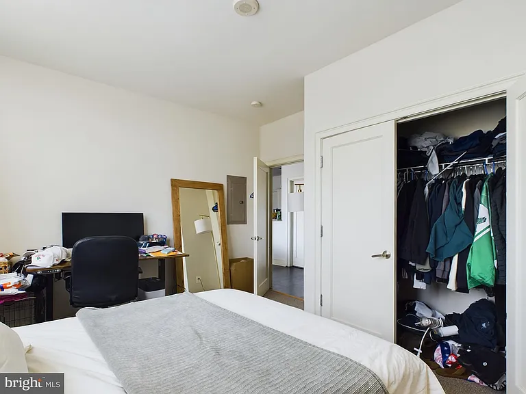 201 N 8th St #59-607W — Photo 24