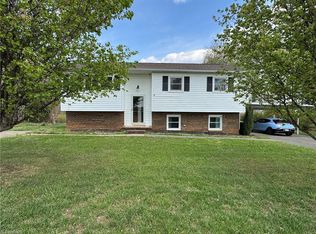 2741 River Ridge Rd, Pfafftown, NC 27040