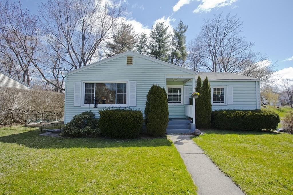 798 Homestead Ave, Holyoke, MA 01040 Zillow