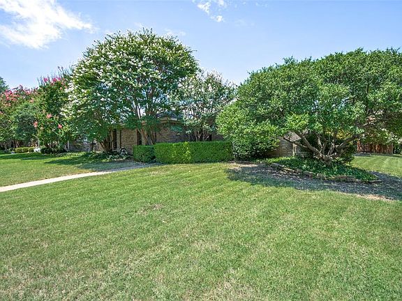 2nd image of 2501 Indian Hills Dr