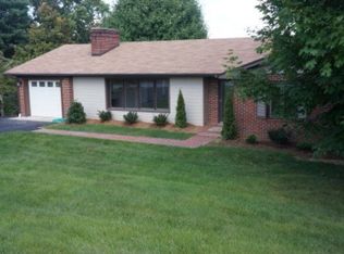 120 Crestview Dr, Abingdon, VA 24210