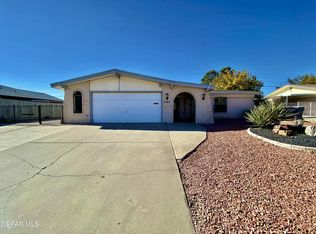1305 Vista De Oro Dr, El Paso, TX 79935