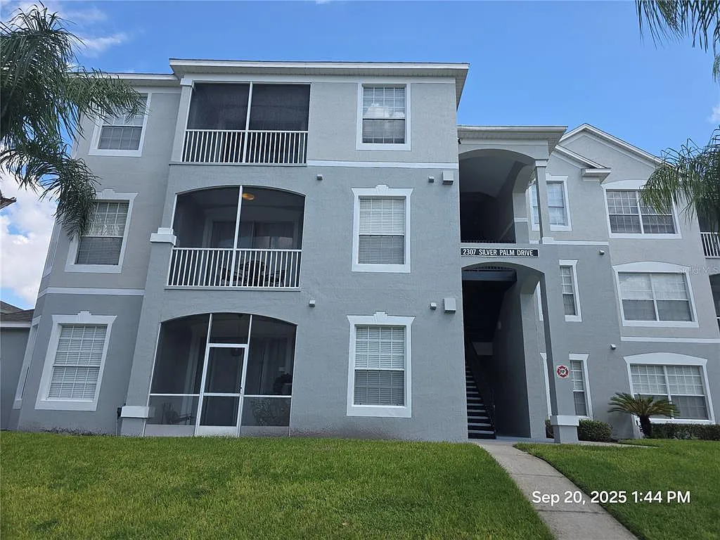 2 bed, 2.0 bath, 1022 sqft, $1,991 — Photo 1