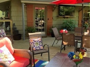 60 Crescent Dr, Eureka Springs, AR 72632