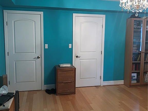 5th image of 70 S Munn Ave APT 607