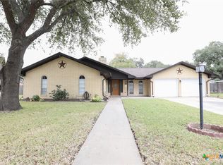 107 Merlin St, Victoria, TX 77904