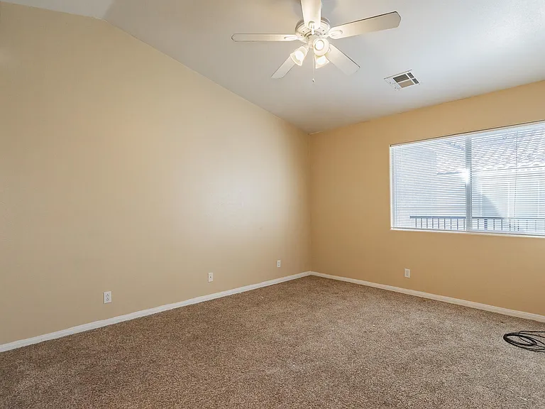 1822 Big Horn St — Photo 9