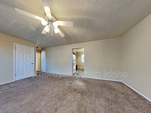 3rd image of 1443 Elizabeth Cir APT 1