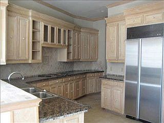 4th image of 2503 Lakeside Dr