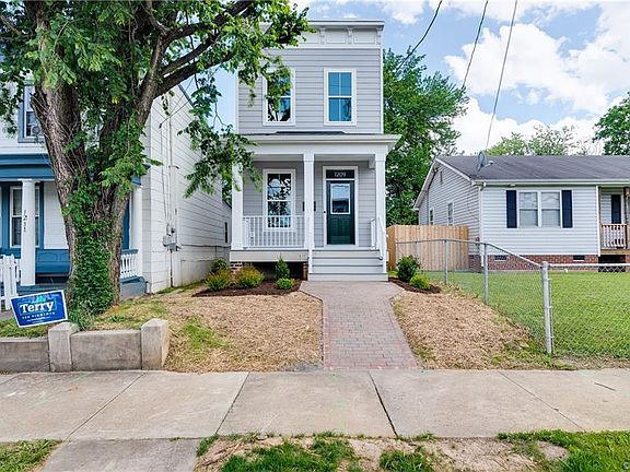 2nd image of 1209 W 31st St