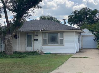1702 8th Ave, Canyon, TX 79015