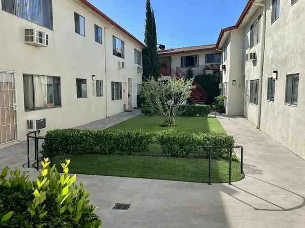 18546 Clark St, 18546 Clark St APT 21, Tarzana, CA 91356