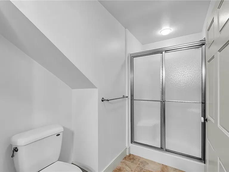 2408 Applewood Dr — Photo 21