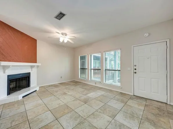 2901 San Jacinto Blvd APT 107, Austin, TX 78705