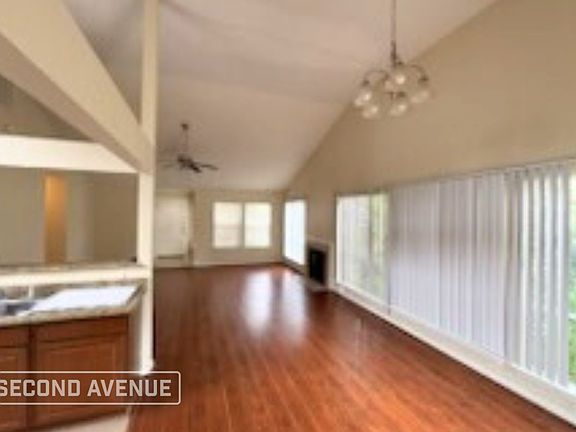 2nd image of 7610 Alcomita Dr