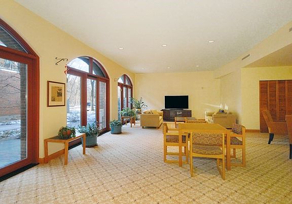 3rd image of 100 Keyes Rd APT 220