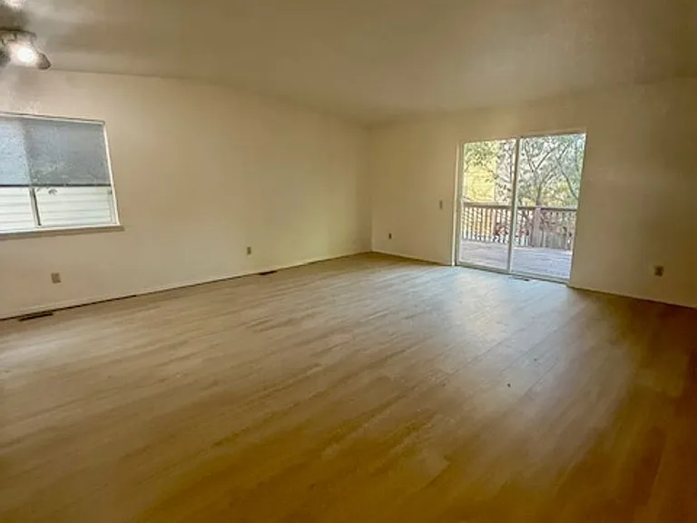 3504 Golden Valley Dr — Photo 24