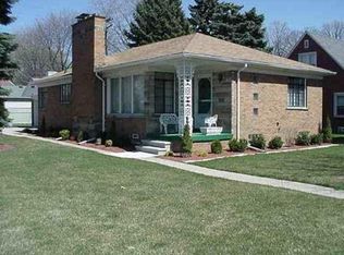 21425 W Outer Dr, Dearborn, MI 48124