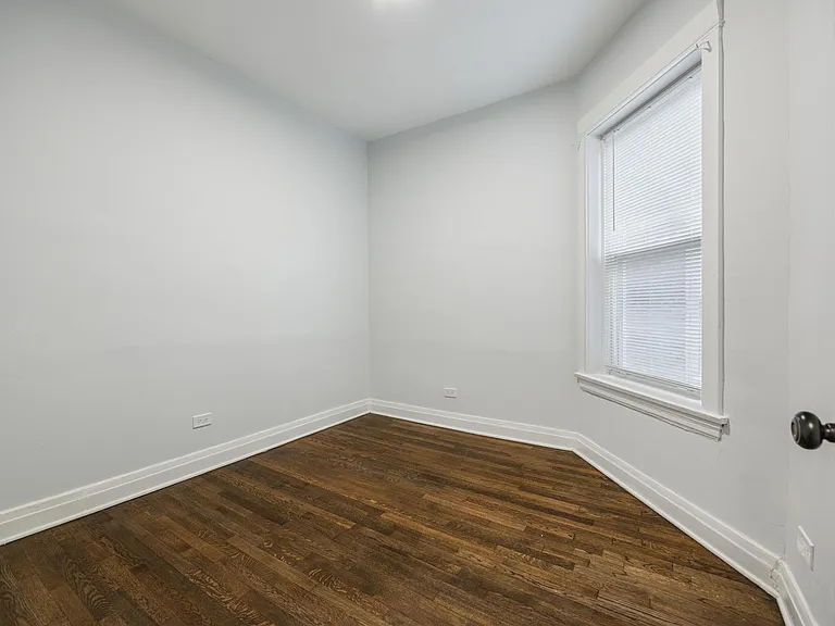 5439 S Indiana Ave #2 — Photo 15