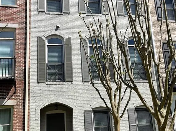 131 W Ridge Way, Roswell, GA 30076