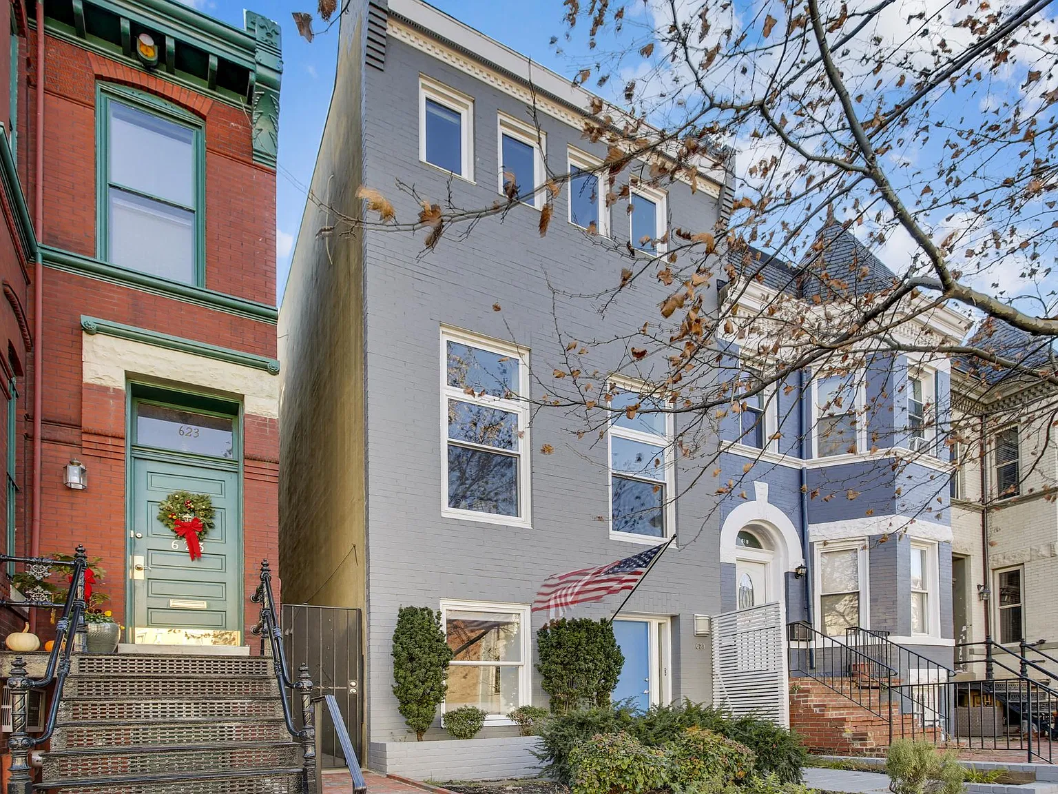 621 C St NE — Photo 2