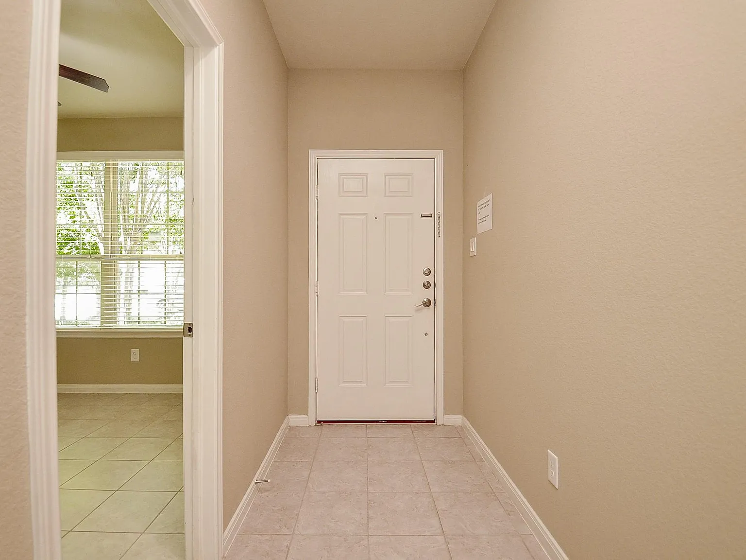 5 bed, 3.0 bath, 2717 sqft, $2,990 — Photo 3