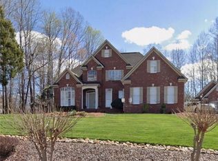 732 Terrace Dr, Lexington, NC 27295