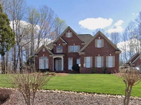 732 Terrace Dr, Lexington, NC 27295