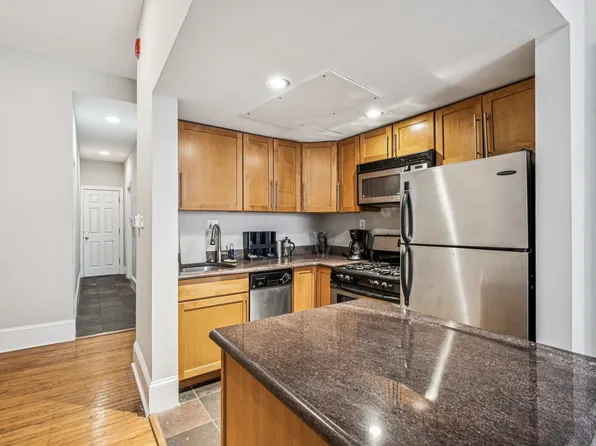 1931 Chestnut St, Philadelphia, PA