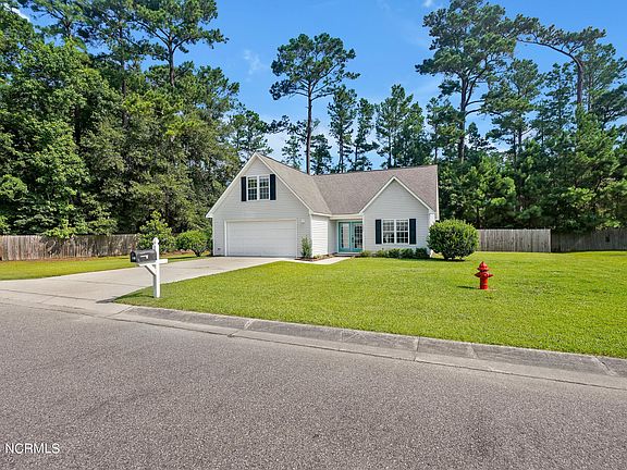 3rd image of 1806 Liz Lane NE